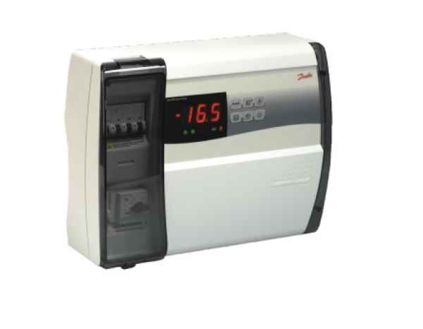 Danfoss Kühlstellenreglerbox Optyma AK-RC 113 3kW 7-10A 080Z3222 Danfoss Kühlstellenreglerbox Optyma AK-RC 113 3kW 7-10A 080Z3222